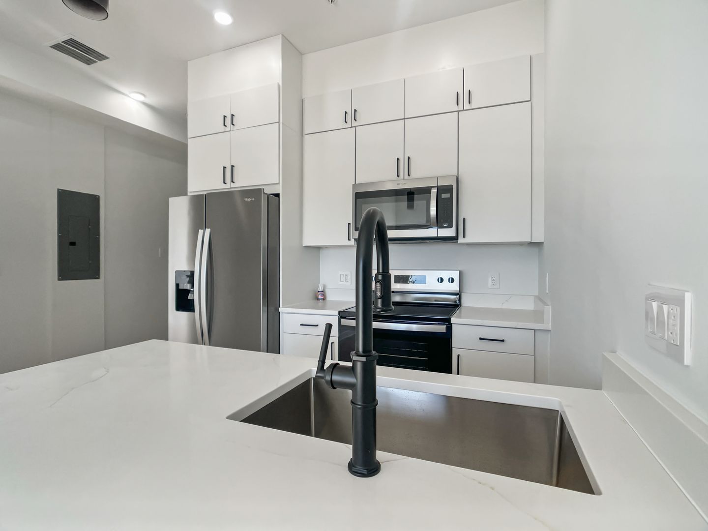 Washington Apartment: 4905 Georgia Ave NW