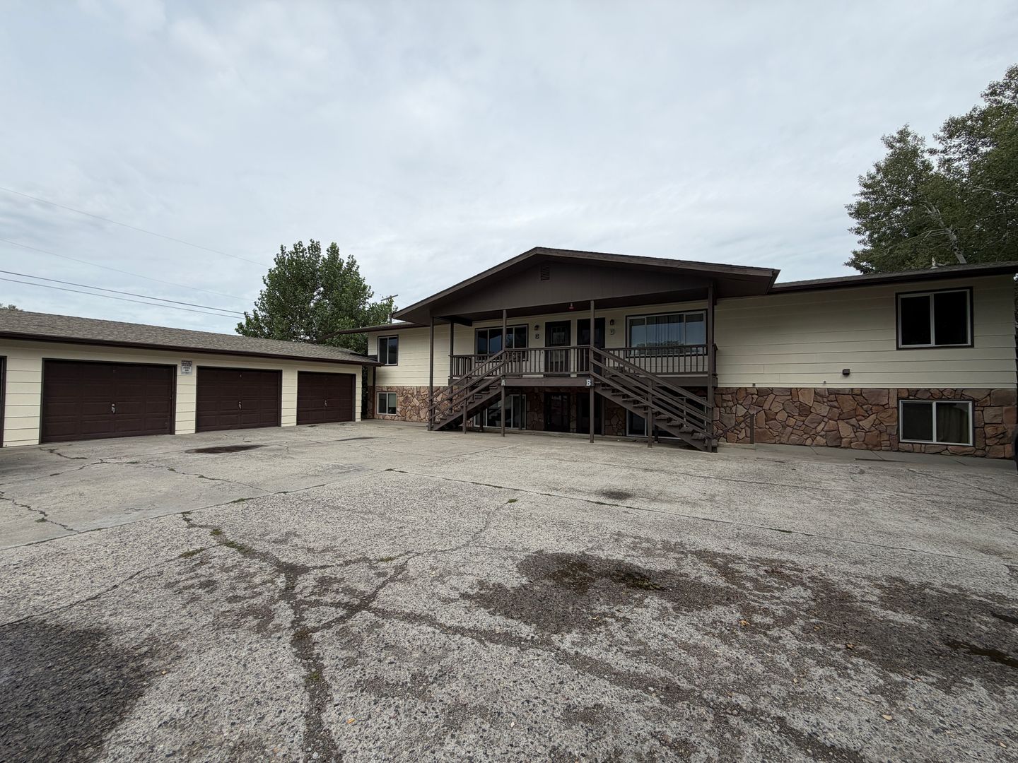 Bozeman Apartment: 405 South 19th Avenue