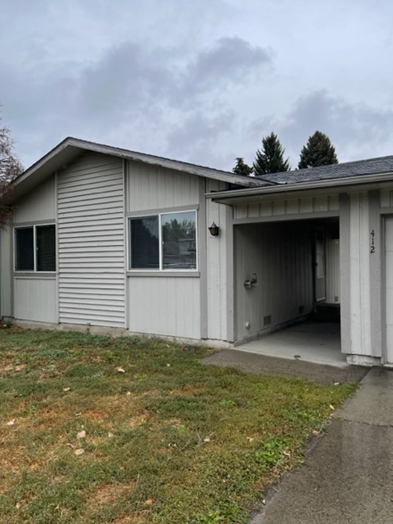 Bozeman House: 412 N 19th Ave