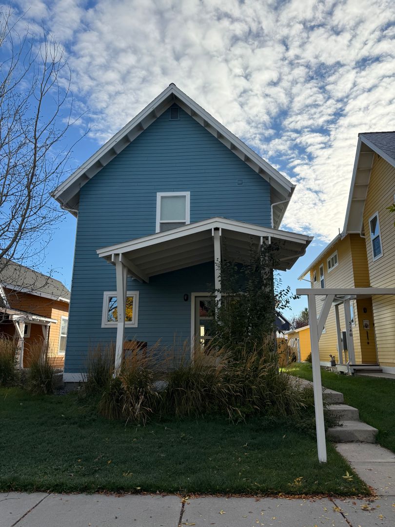 Bozeman House: 318 Kimball Ave