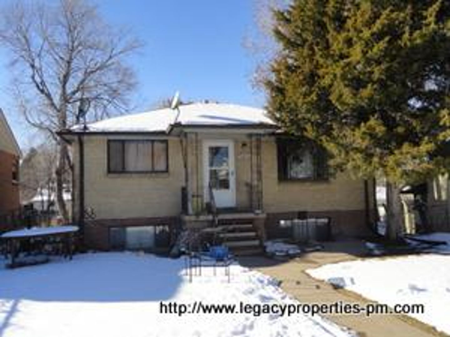 Englewood House: 4217 S. Acoma St.