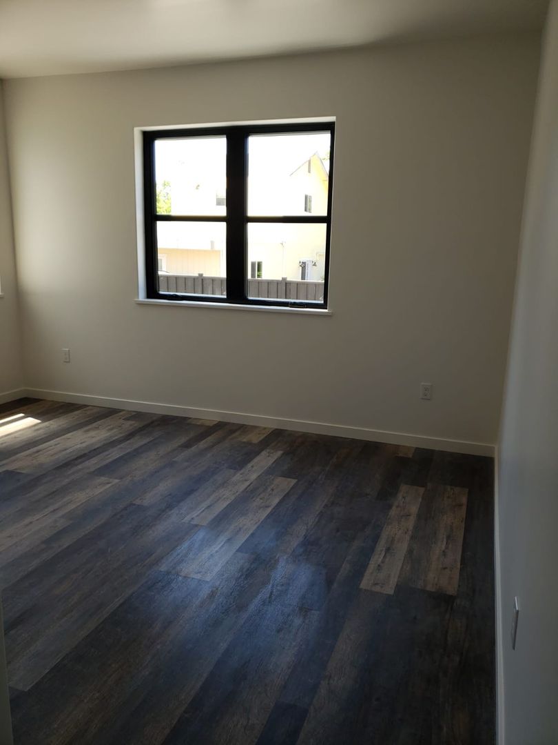 St Helena Apartment: 632 McCorkle Ave