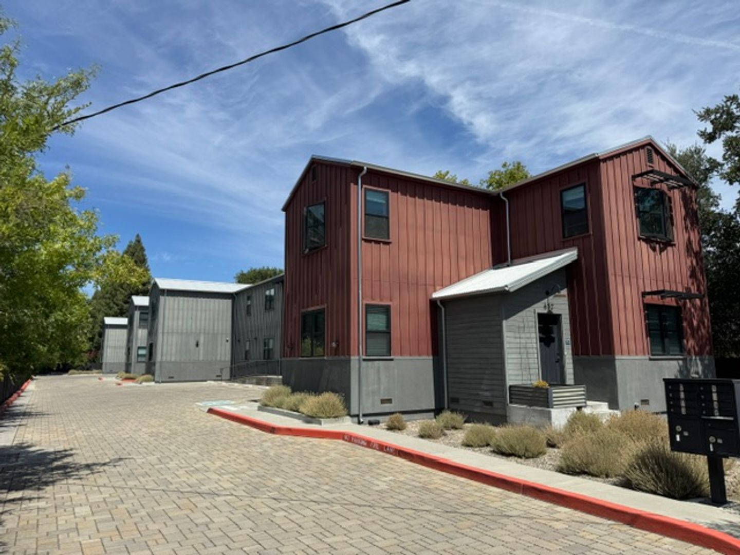 St Helena Apartment: 632 McCorkle Ave