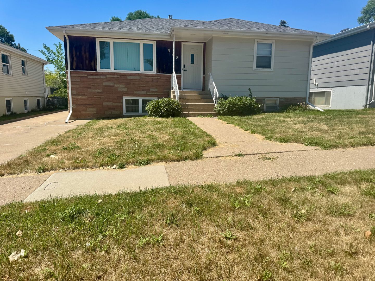 Bismarck House: 510 N 19th St