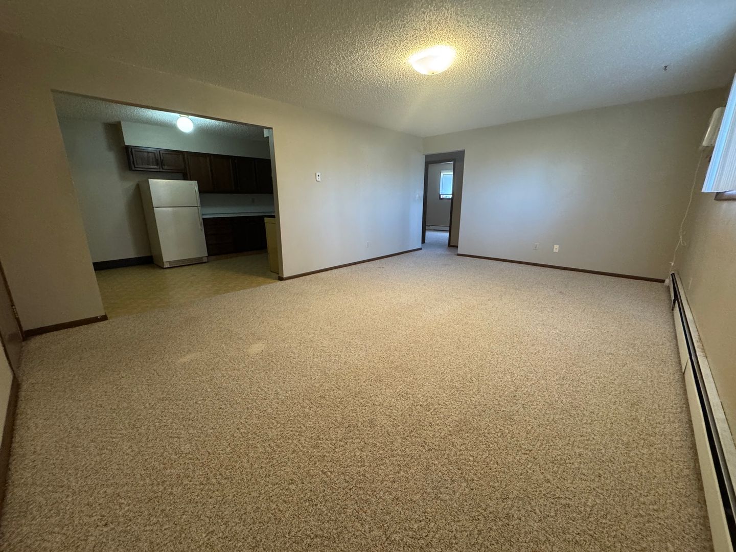 Bismarck Apartment: 305 E Expressway