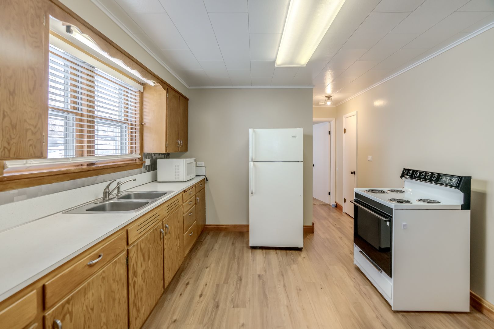 Bismarck Apartment: 612 N 19th St