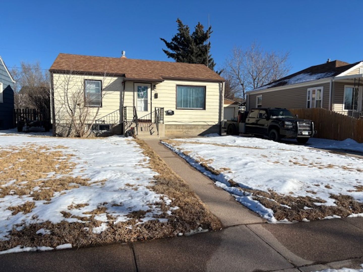 PM 266 - 3327 Duff Ave. 