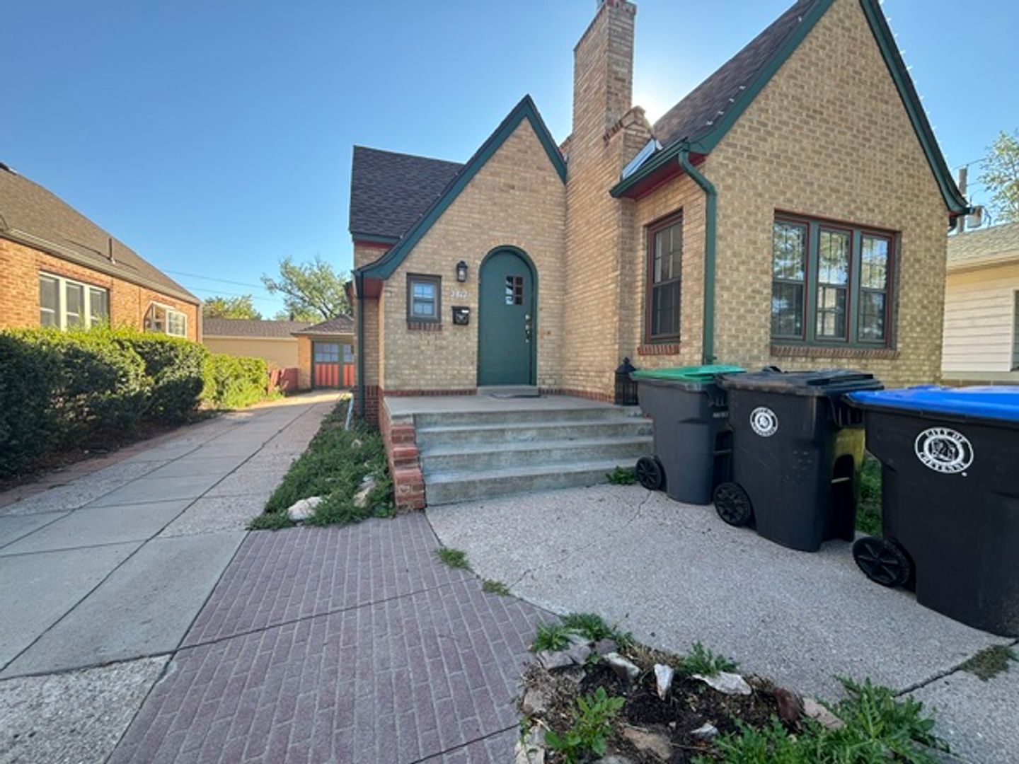 Cheyenne House: 2817 Pioneer Avenue