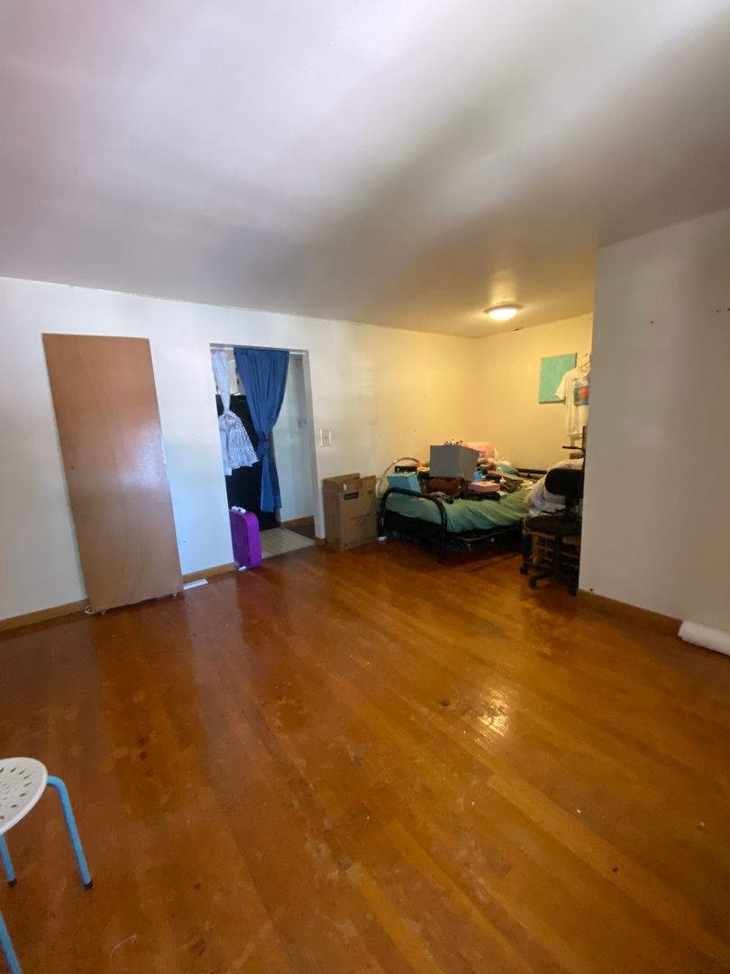 Pawtucket Apartment: 2 Camac Street