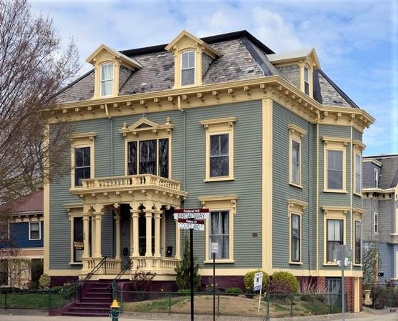 Providence Apartment: 401 Broadway