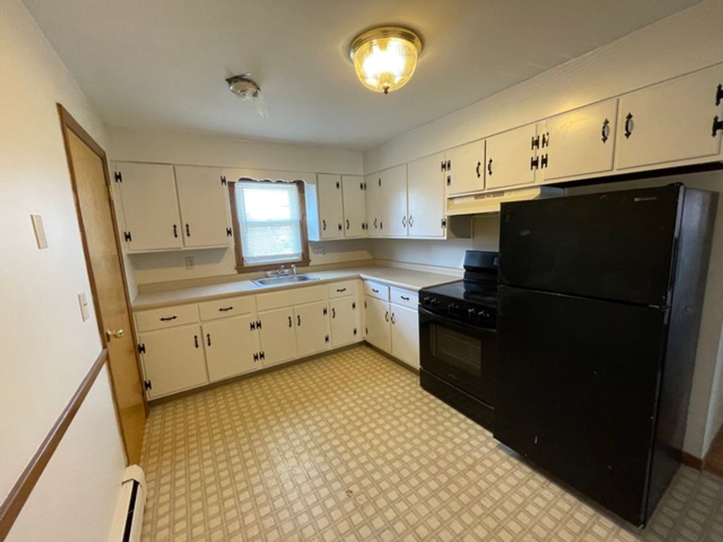 Pawtucket Apartment: 2 Camac Street