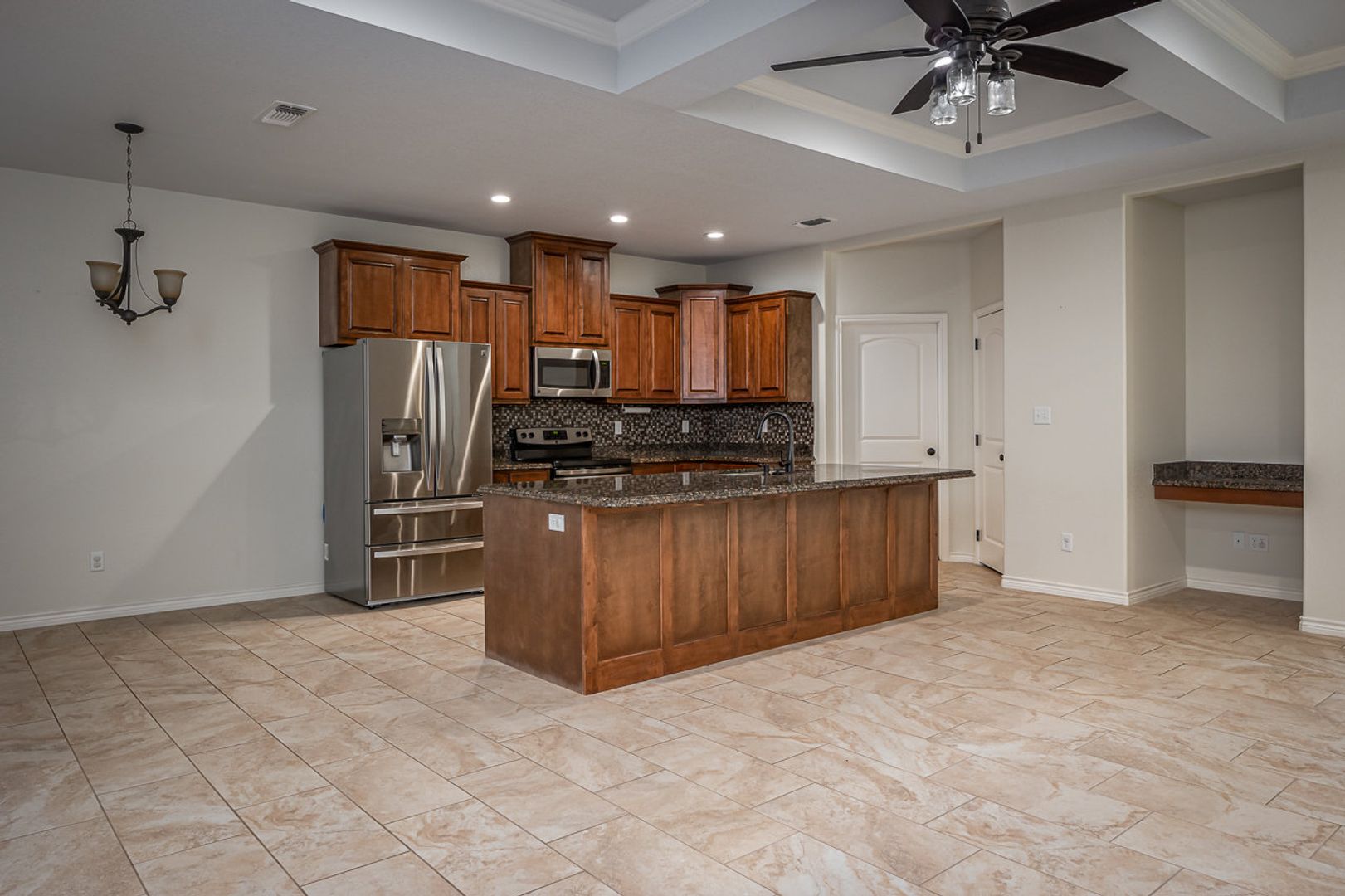 Del Rio House: 309 Javier Drive