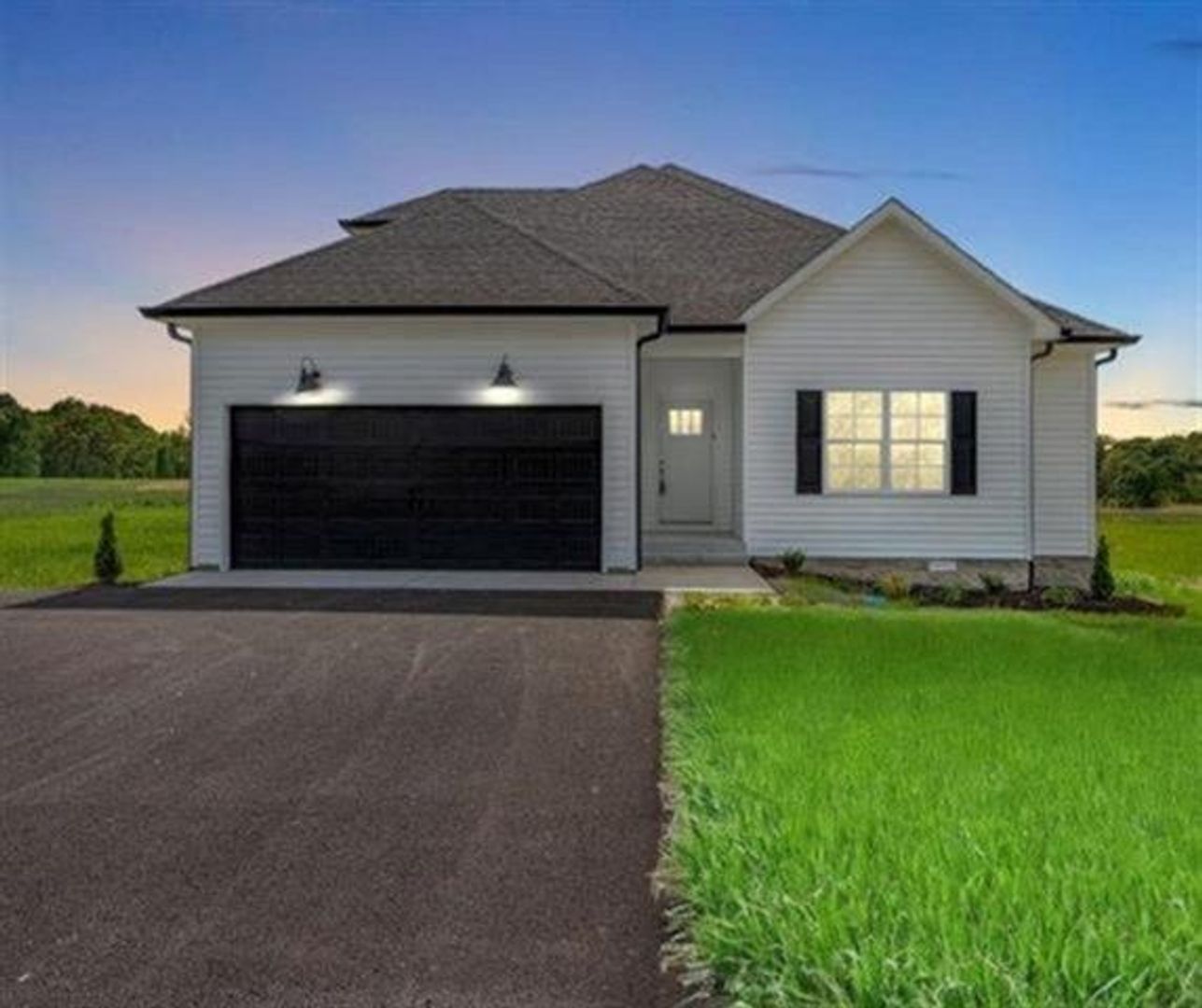 Auburn House: 2021 Browning Road