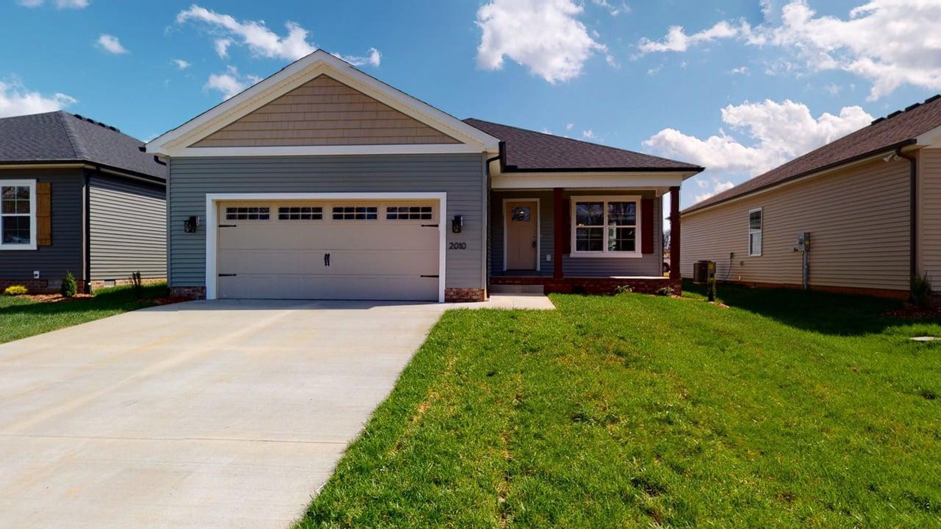 Bowling Green House: 2010 Spring Lakes Circle