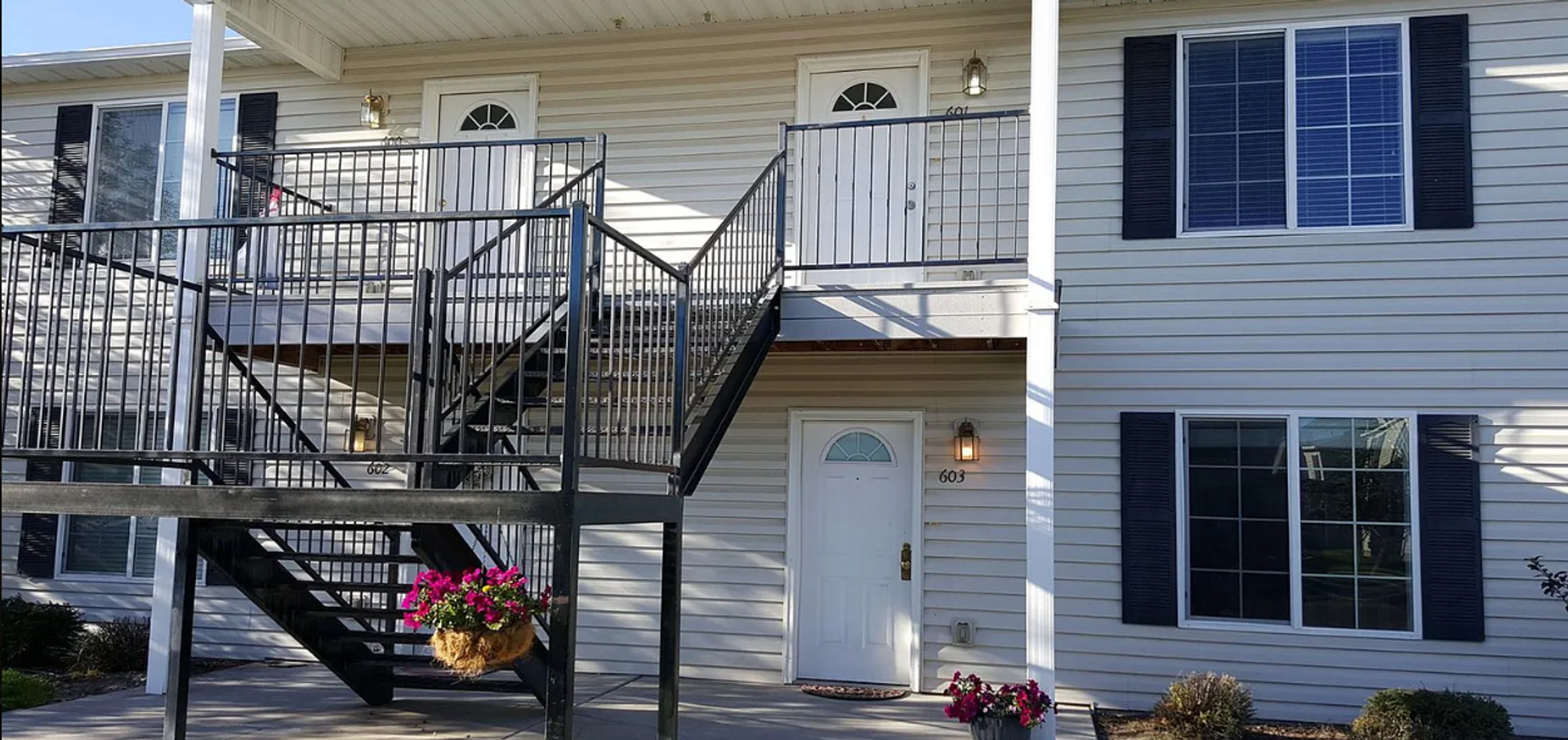 Rexburg Apartment: 707 South 5th West