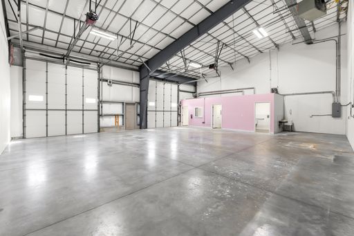 Prime 2,000 Sq. Ft. Side-by-Side Commercial Space Available For Lease in Ammon