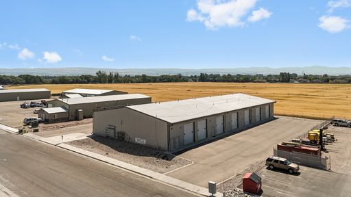 Prime 2,000 SQFT Commercial Unit – All-Inclusive Pricing!