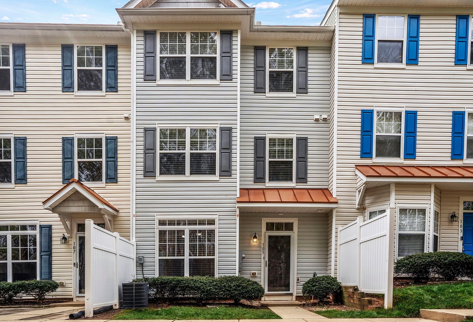 Raleigh House: 2225 Raven Rd