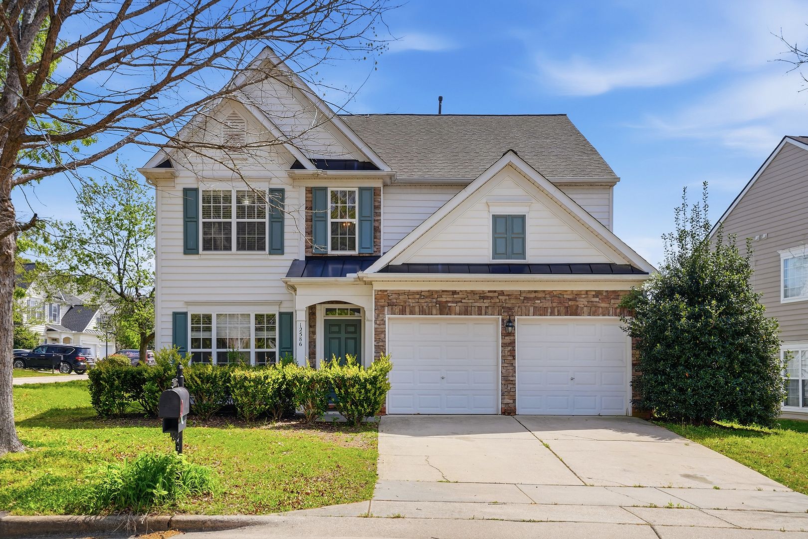 Raleigh House: 12586 Honeychurch St.