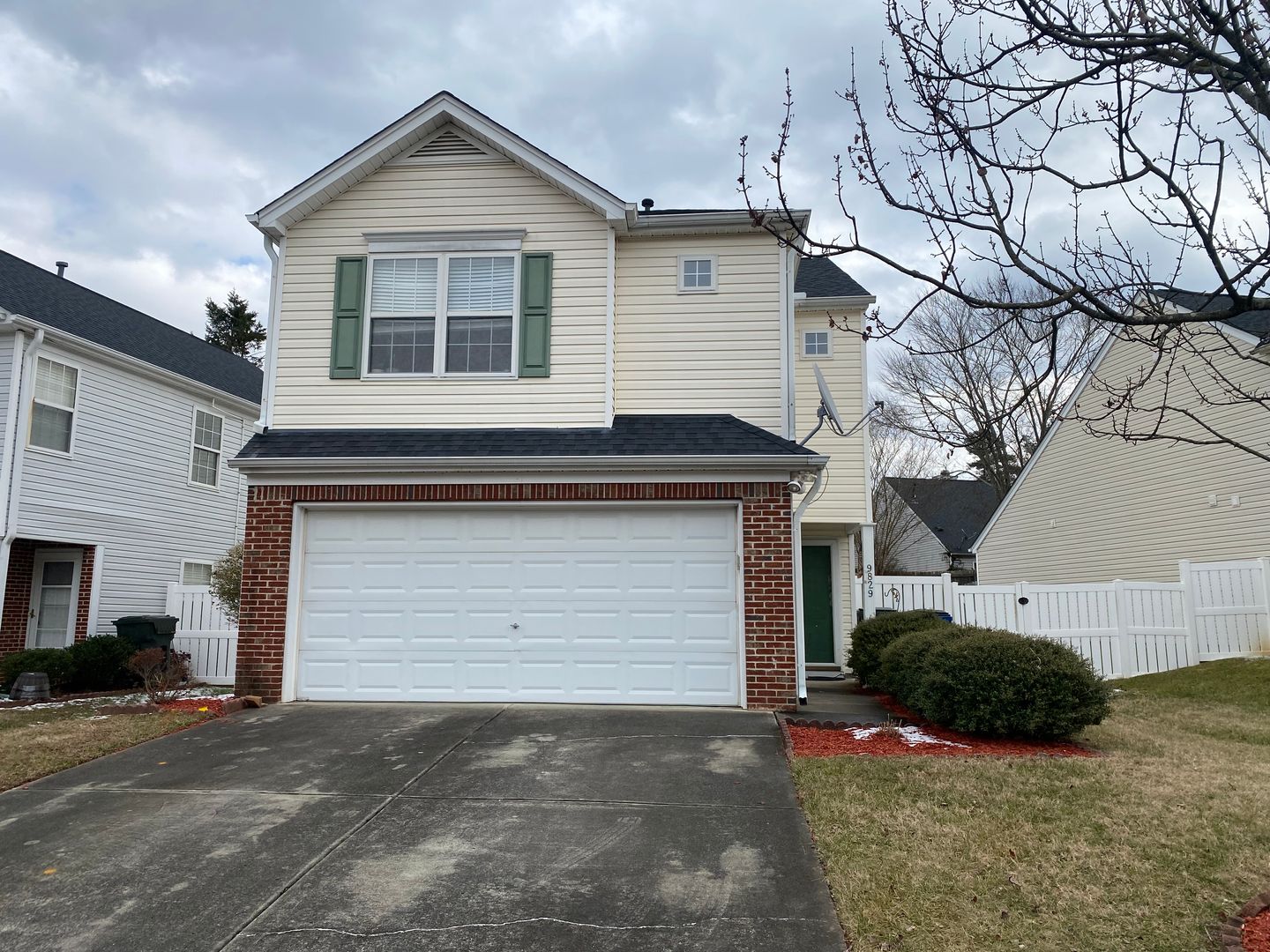 Raleigh House: 9829 Treymore Dr.