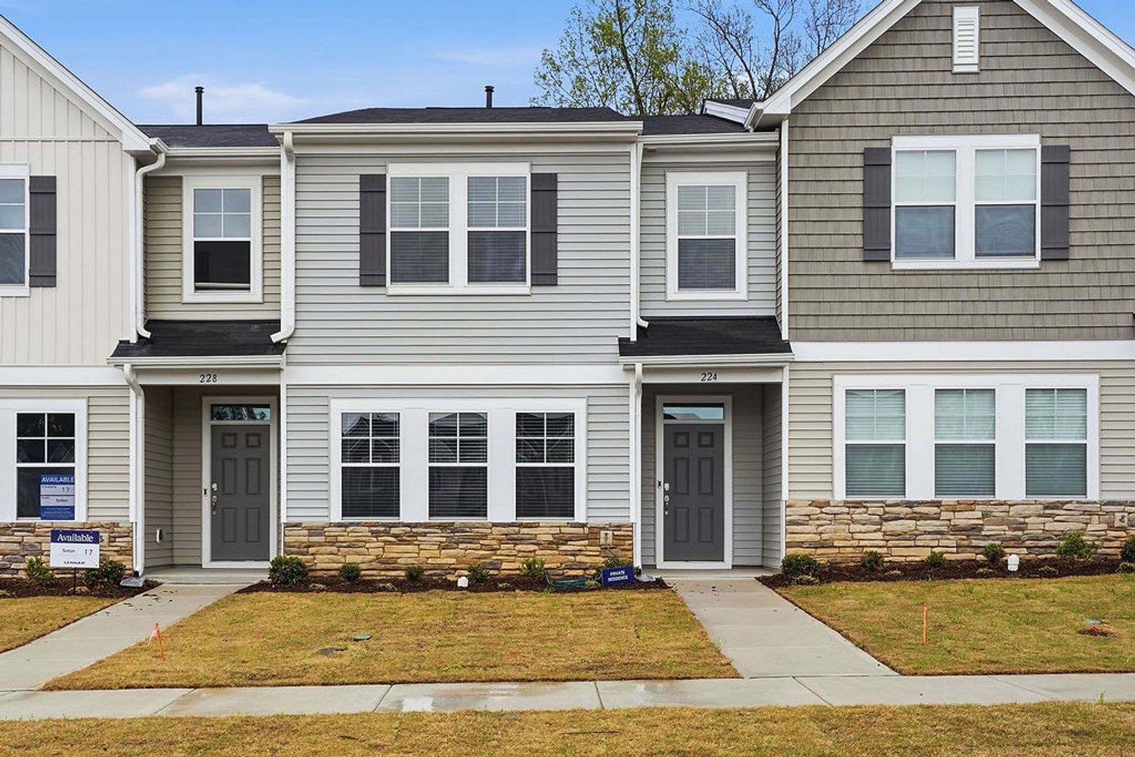 Sanford Townhome: 224 Marelli Dr.