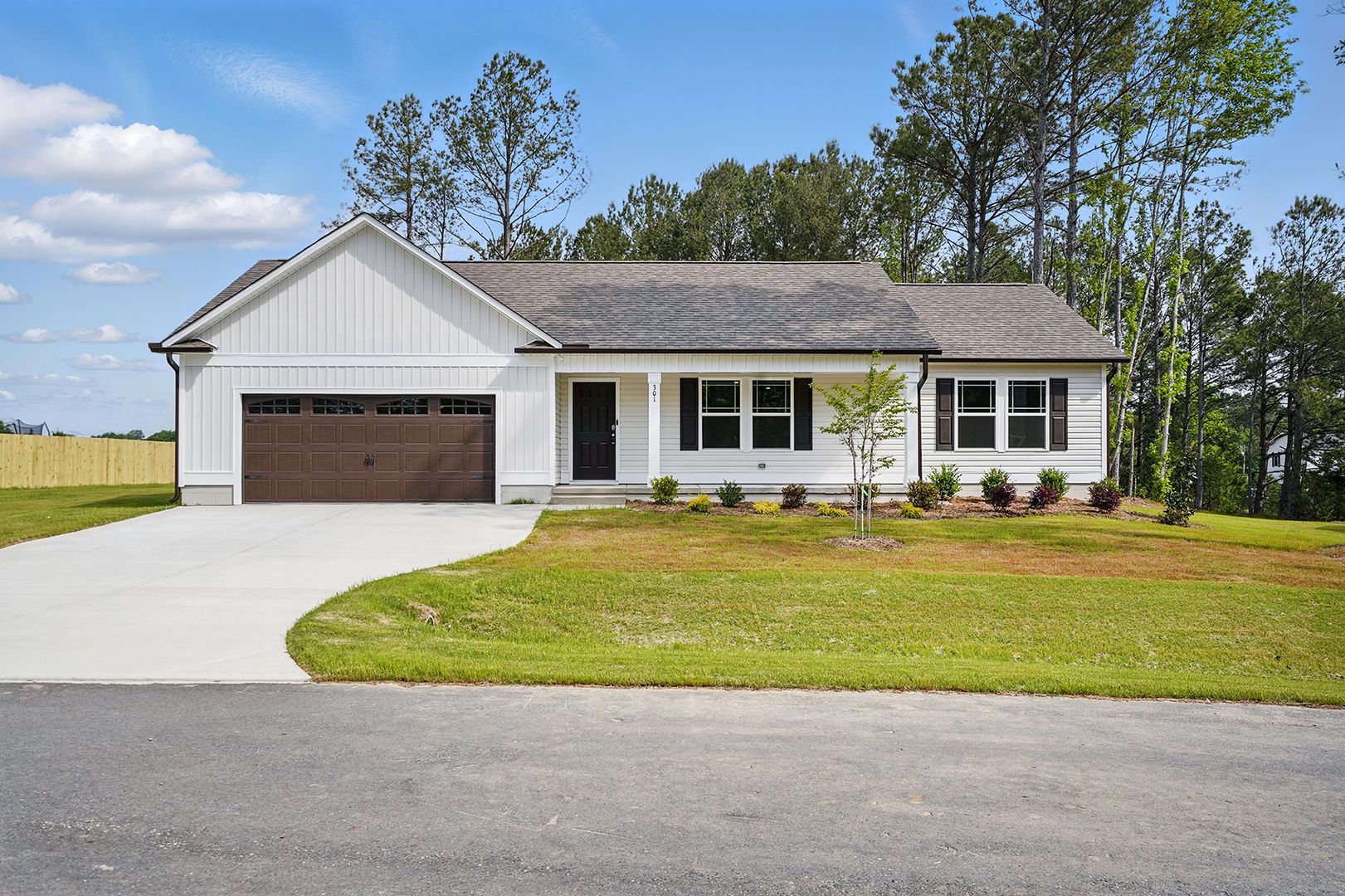 Smithfield House: 301 Lotus Avenue