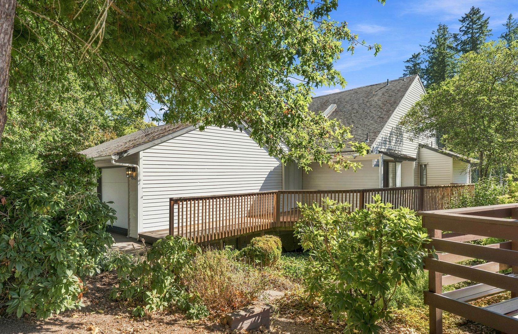 Beaverton House: 4965 SW 152nd Ave