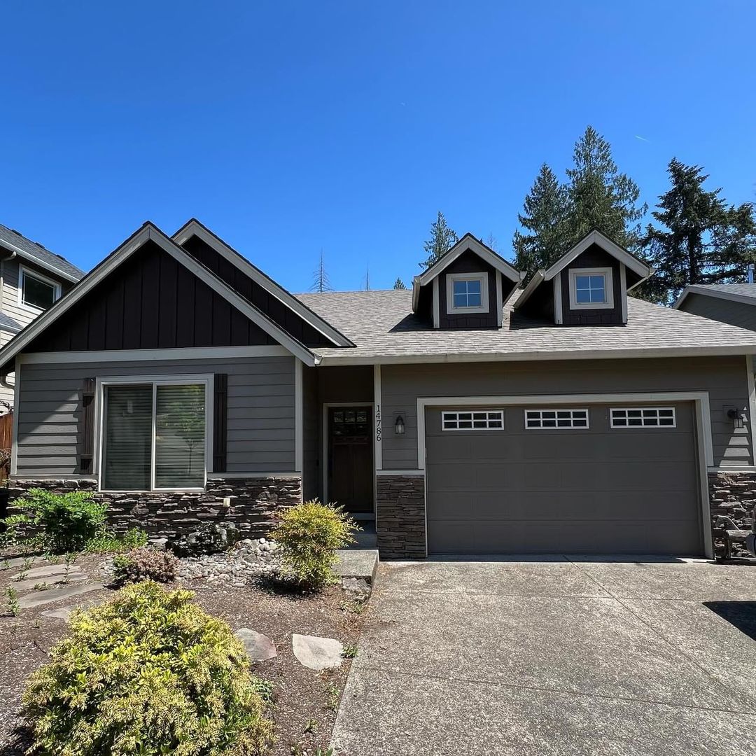 Clackamas House: 14786 SE Wind Song Pl