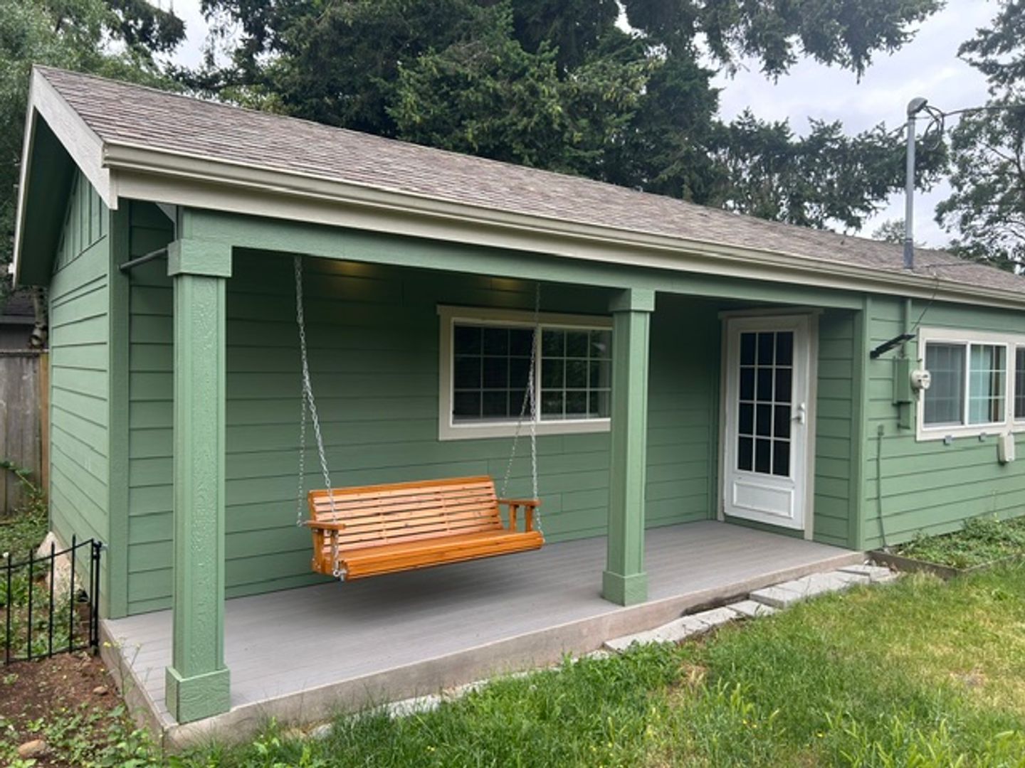 Portland House: 5628 SE Rural St