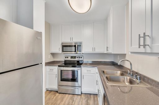 Grossmont Bluffs - Remodeled 2BD/1BA – photo 1