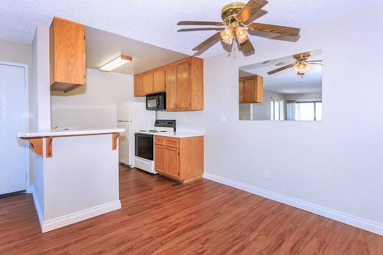 Chula Vista Apartment: 615 Sea Vale St