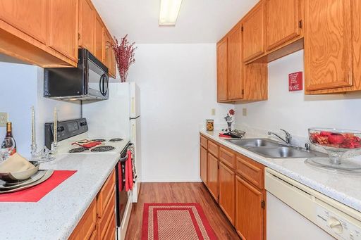 Windsong Apartments - 2BR/2BA – photo 1