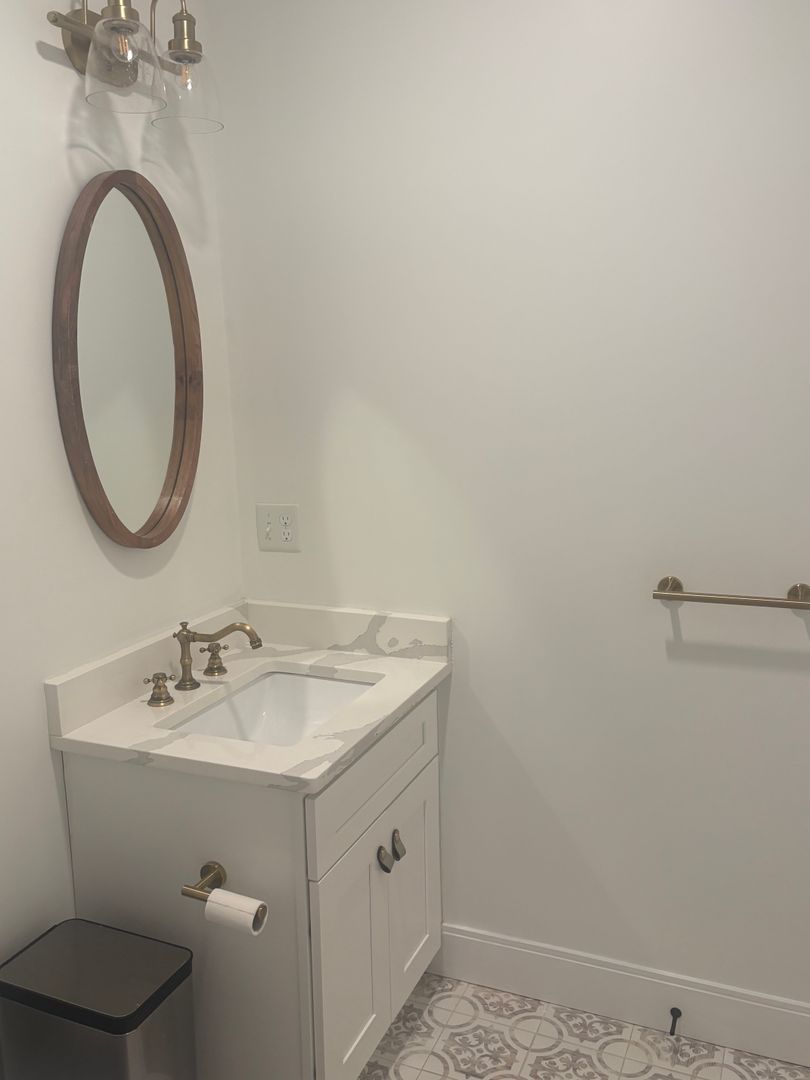 Unit 6 Rental 5 of 8
