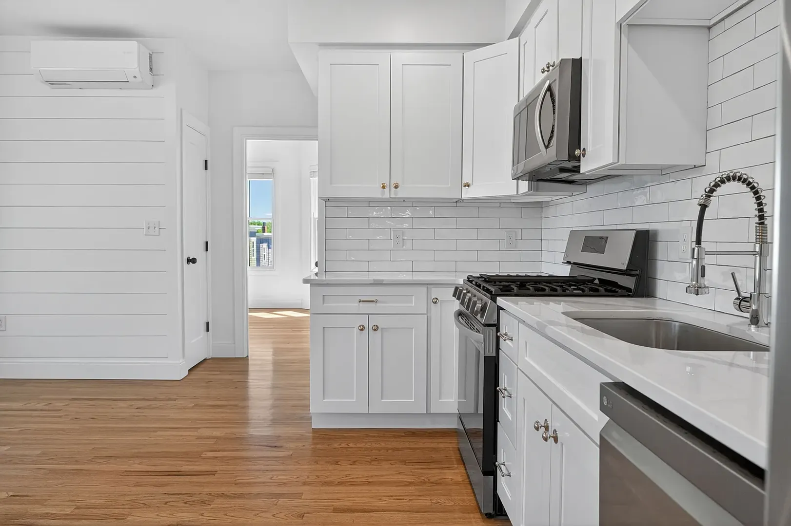 Unit 6 Rental 6 of 8