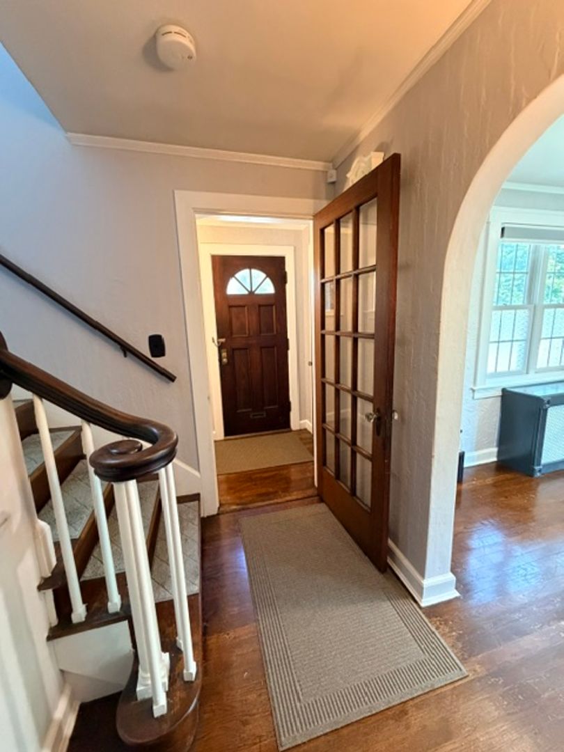 860 Pleasant Street 9 of 12
