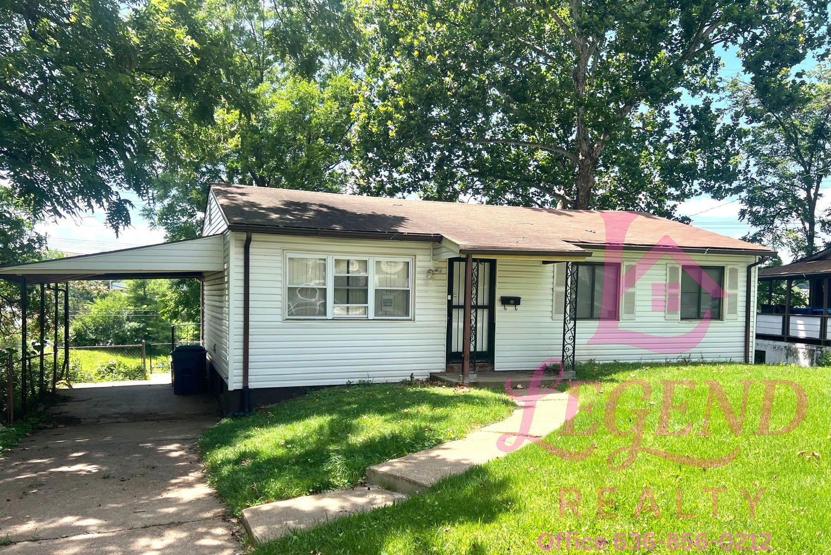 Saint Louis House: 3001 Wheaton Ave