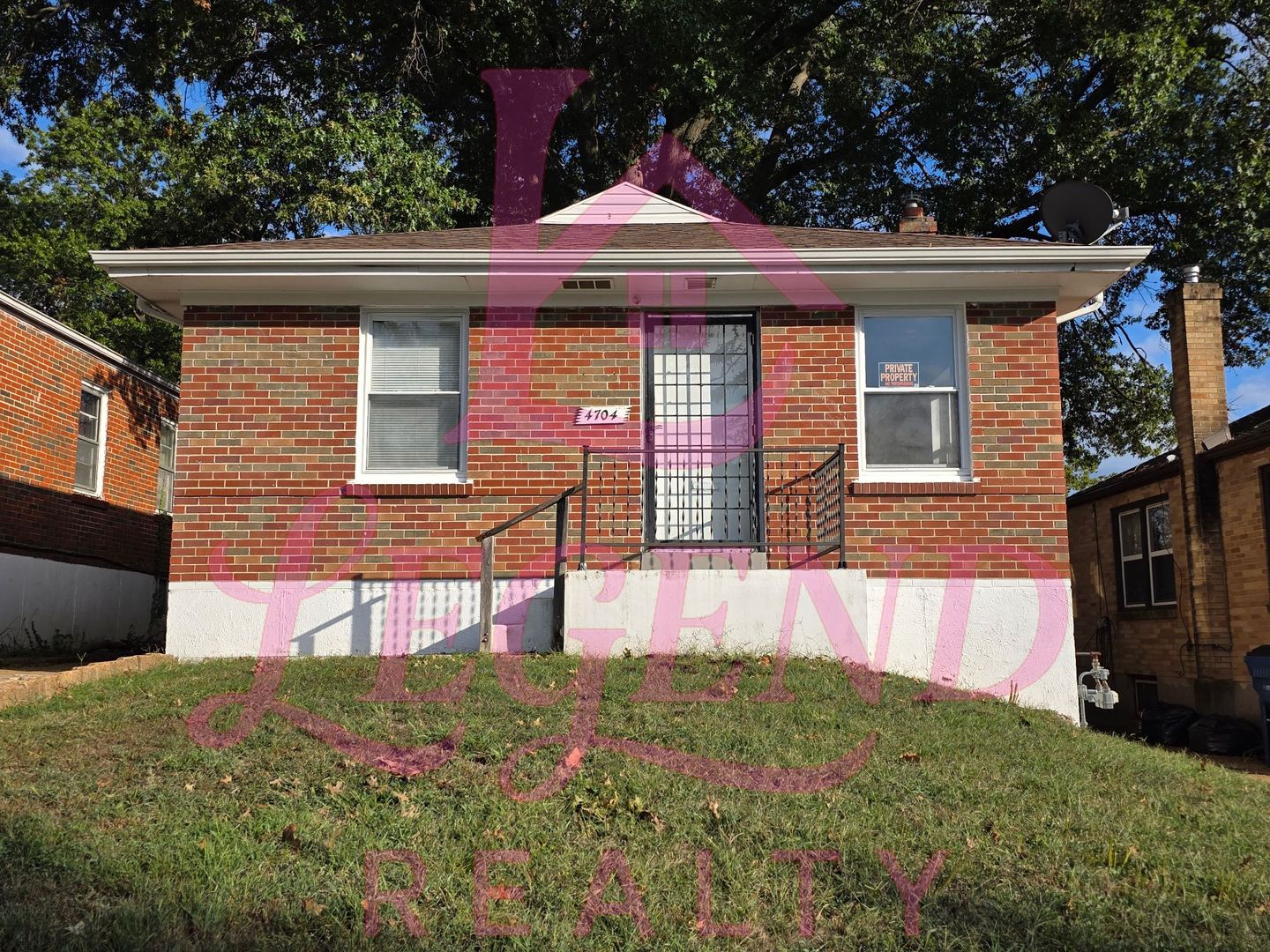 St. Louis House: 4704 Seattle Street