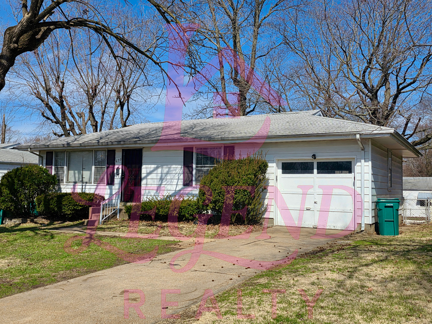 St. Louis House: 623 Ludlow Drive