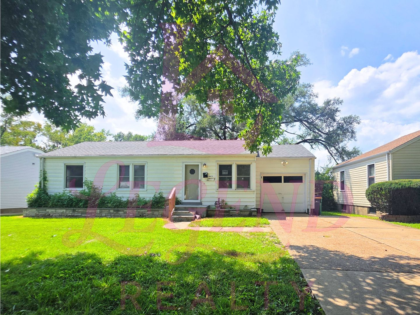 St. Louis House: 10413 Ewell Drive