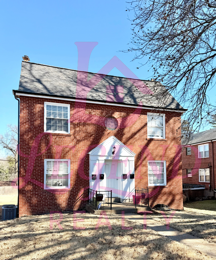 St. Louis Apartment: 7307 Pasadena Boulevard