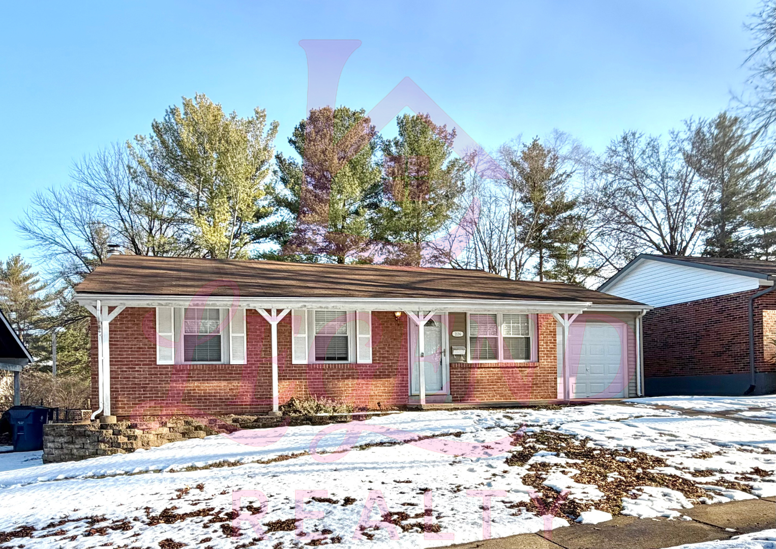 Saint Louis House: 2126 Northernlimits Drive