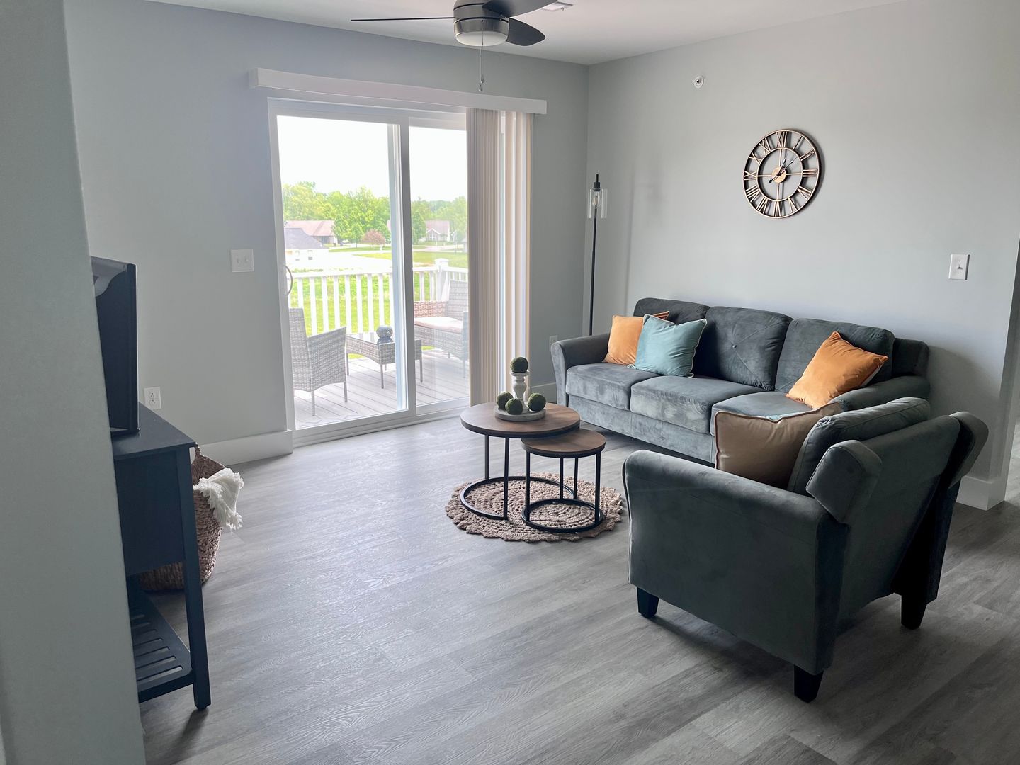 Grove City Apartment: 552 Ryder Court