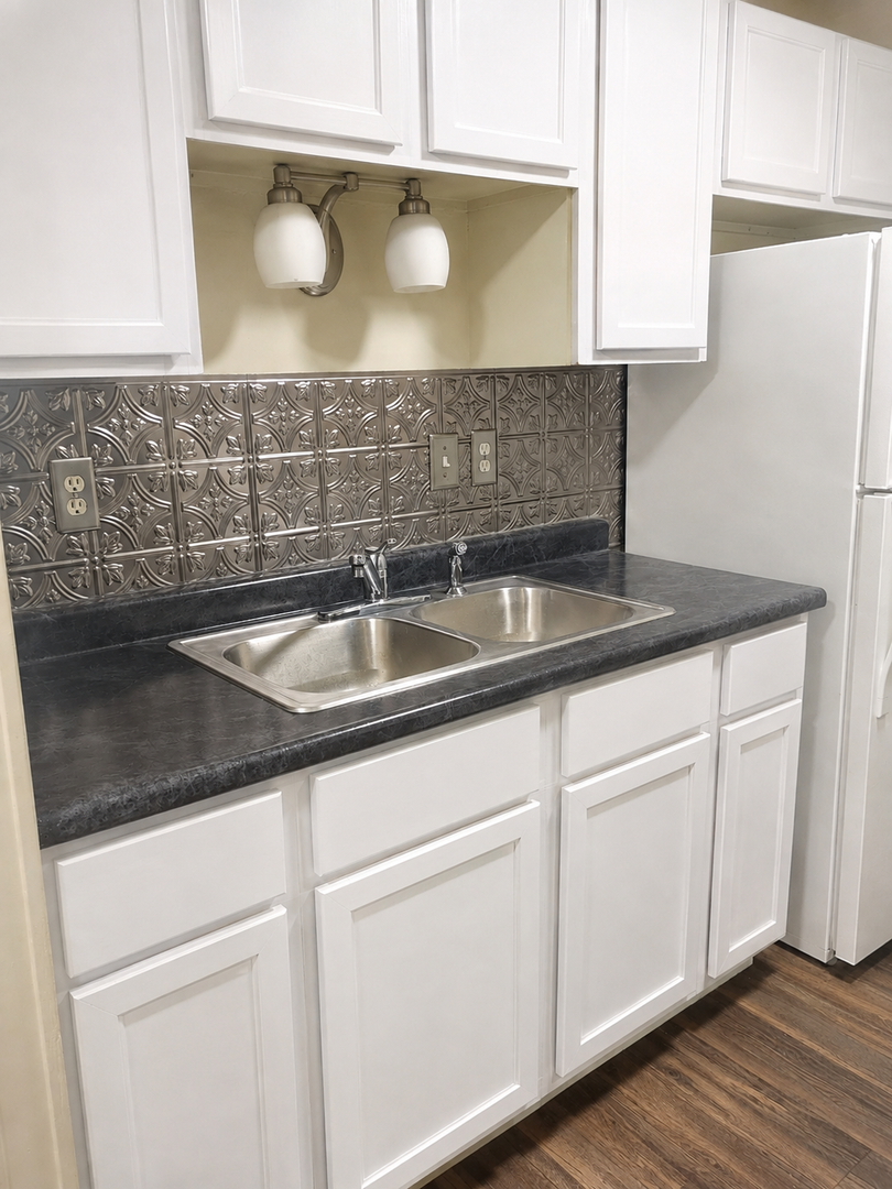Rochester Apartment: 1903 17th Street SE