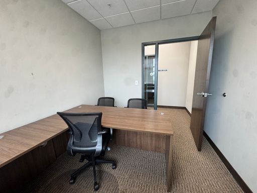Commercial Office Space in Cottage Grove, MN!!