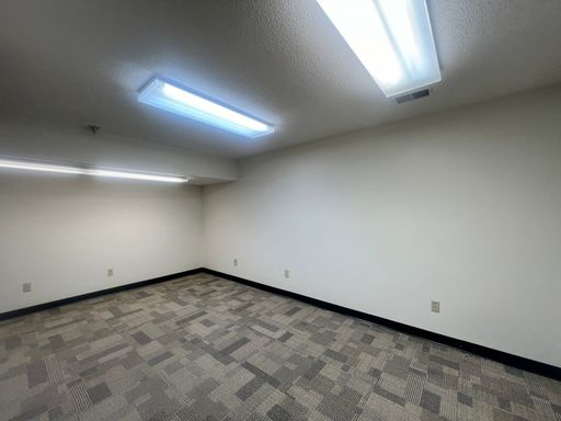 Private Professional Office Space – 6750 Stillwater