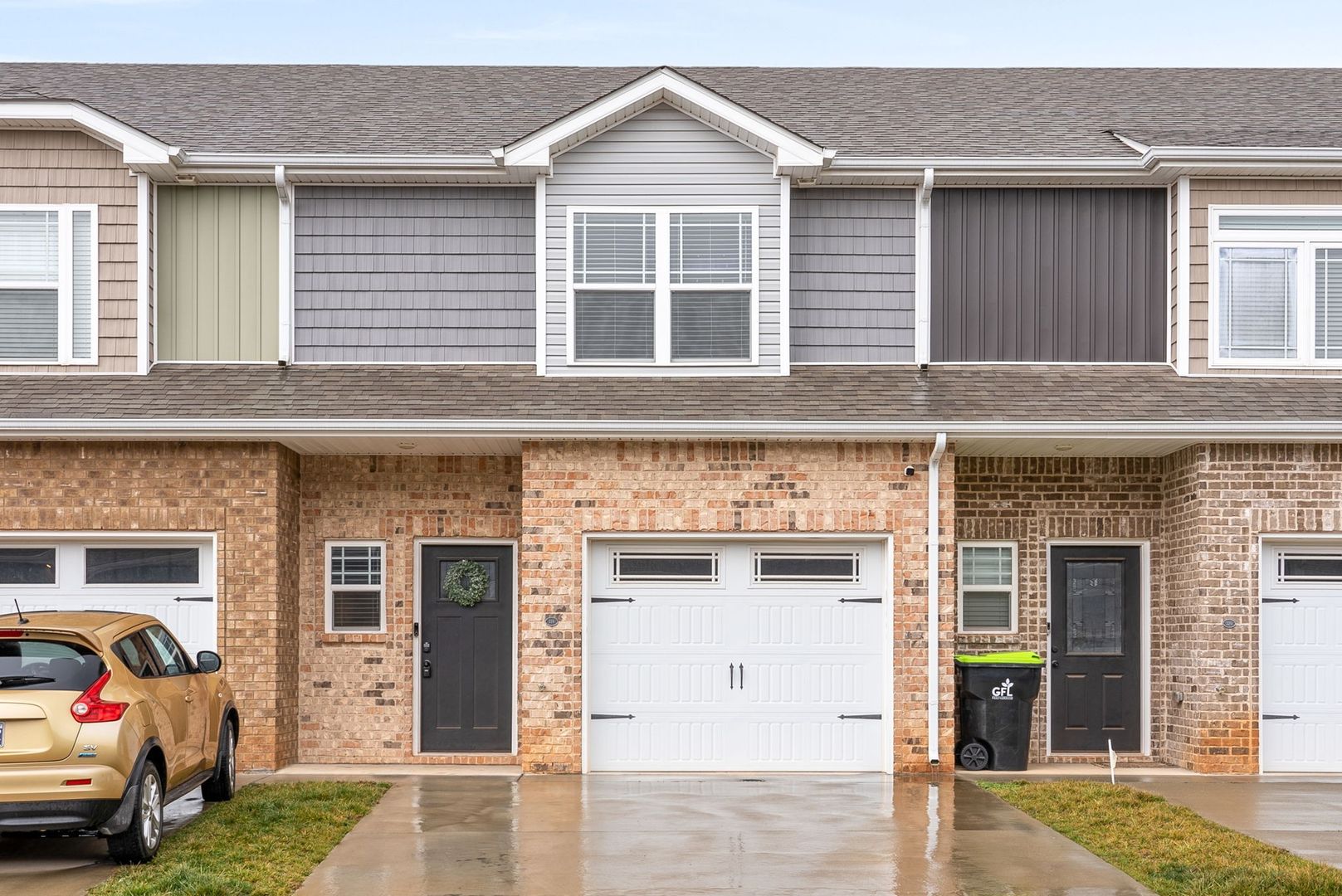 Clarksville House: 318 Fallow Circle