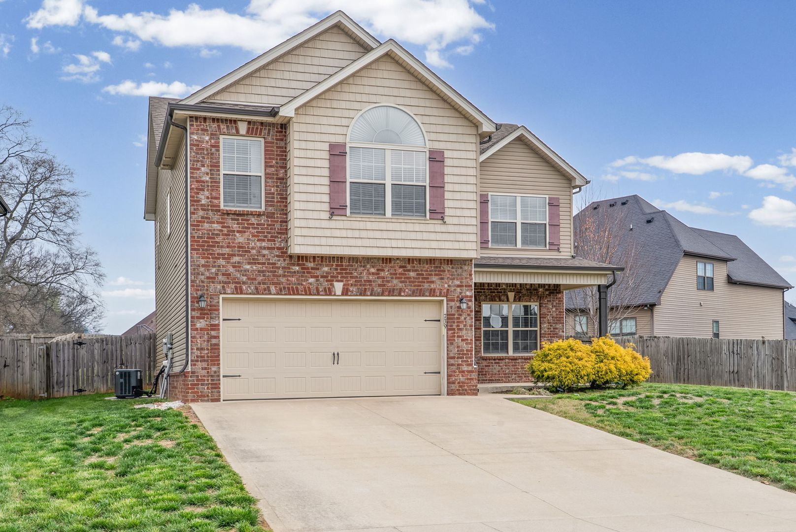 Clarksville, TN House: 739 Gaine Lynne Dr