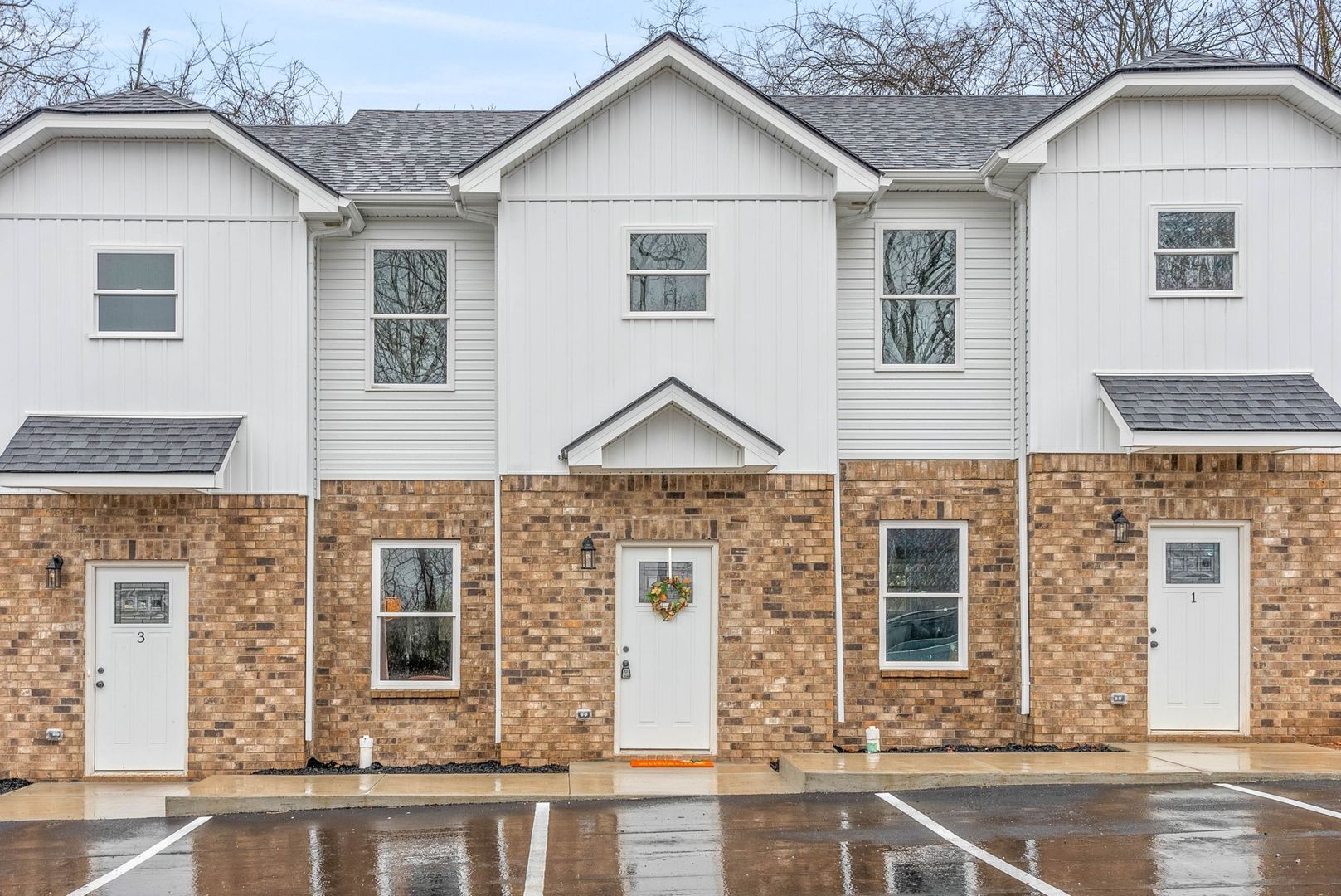 Clarksville House: 914 Power St