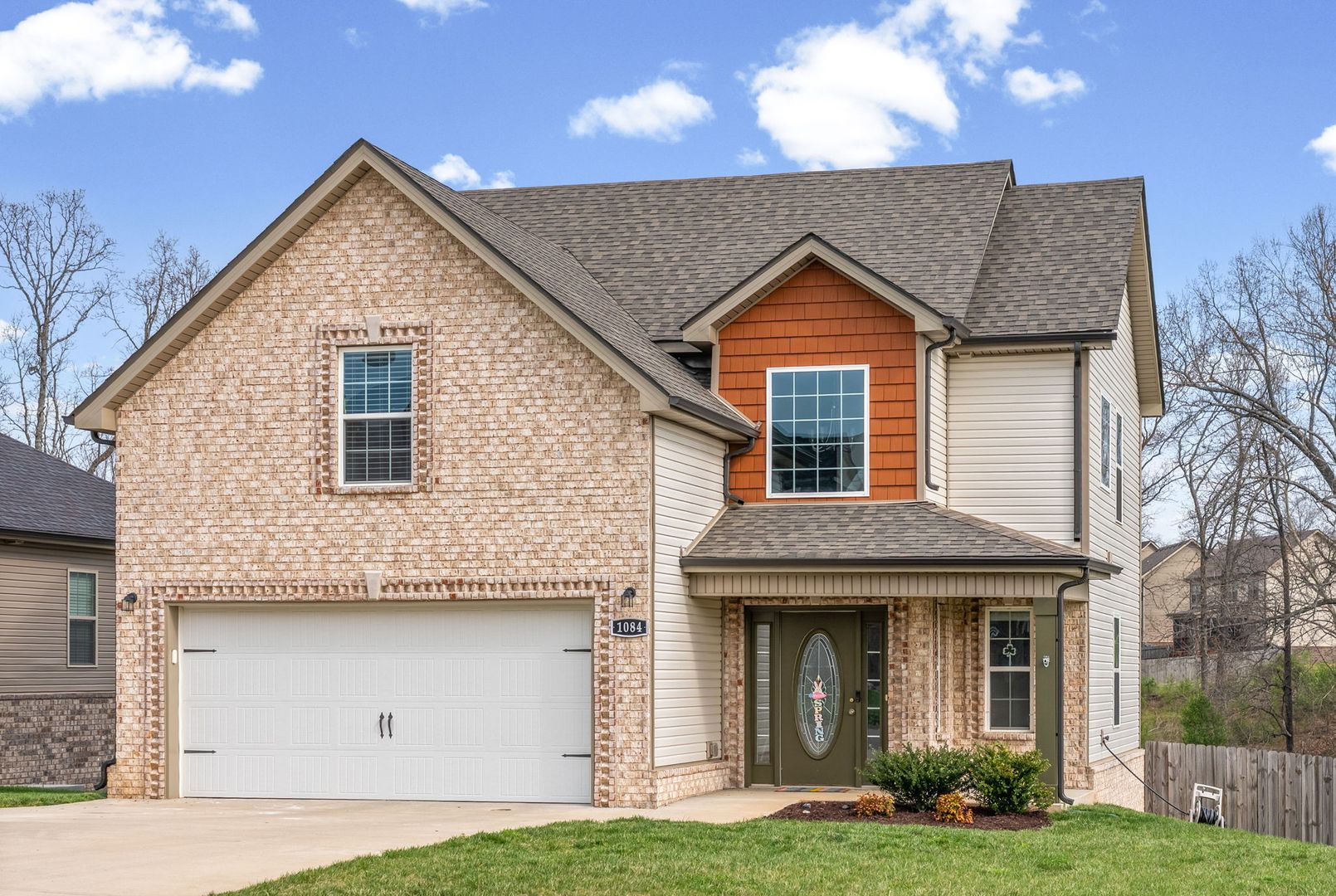 Clarksville House: 1084 Barnhill Rd