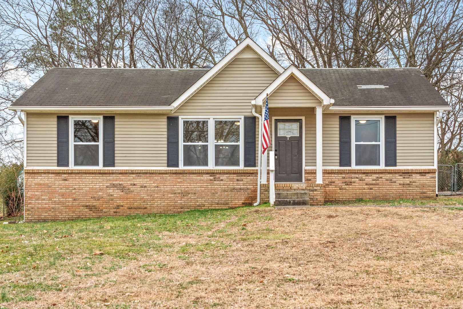 Clarksville House: 111 E Street